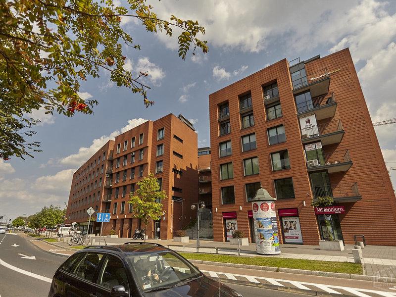 F4F693791372DCEBF2E77548FAD9A6A0