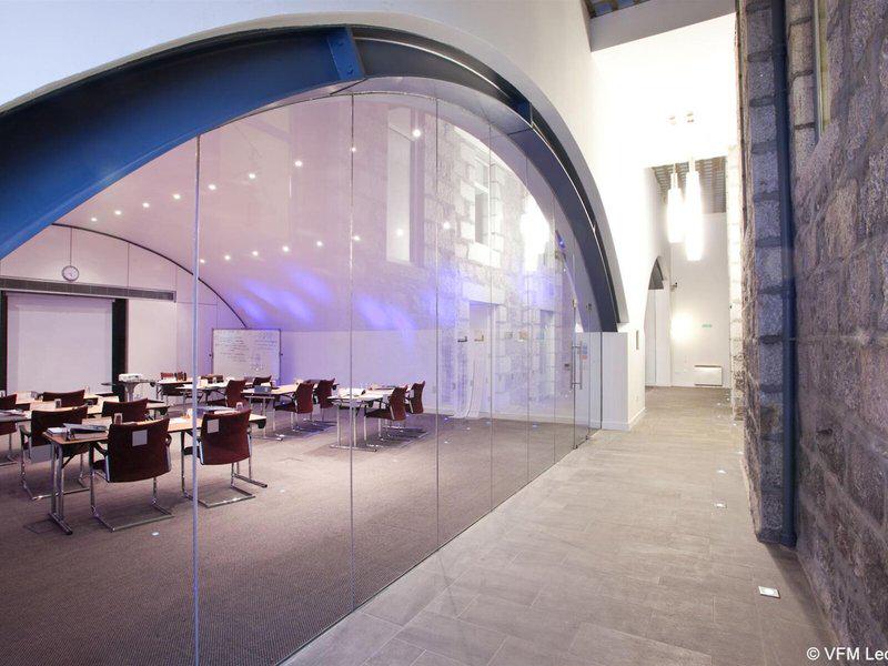 BCA7499B10AD69EB525D2429B5A949AD