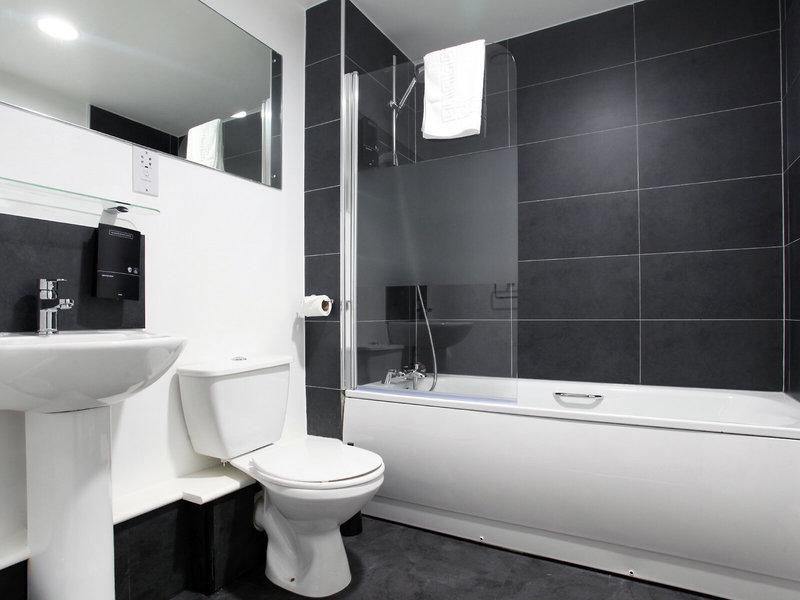 6875AE51AFDA95FD969E2EB87B73C885