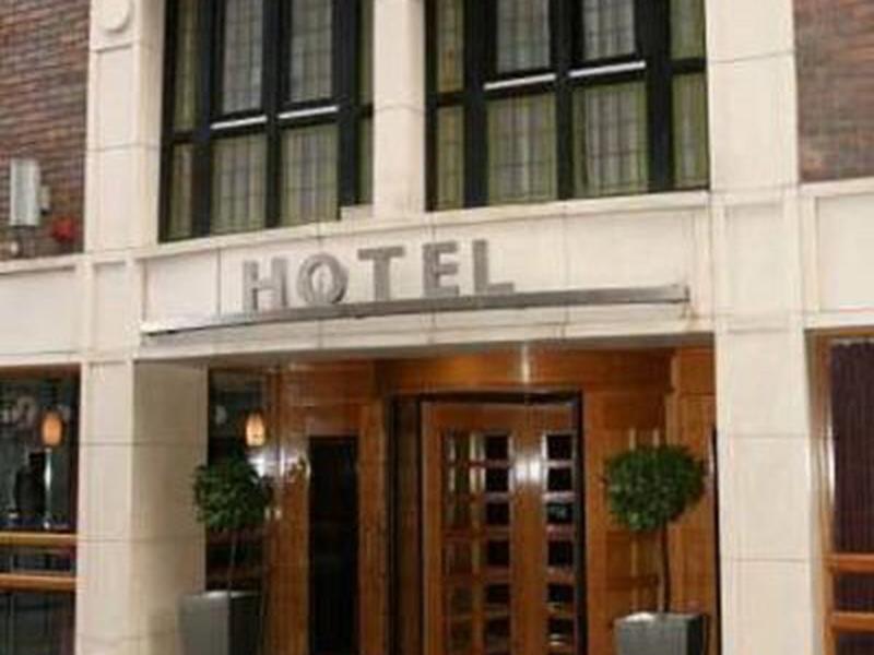 454B05C3AA76D9ED4F5F8CC2290A480B