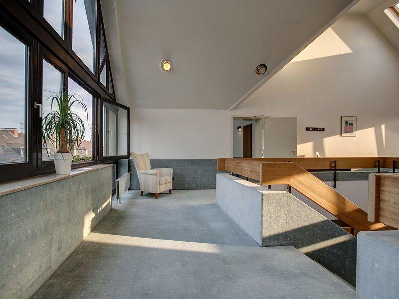 393C0D922DAAA92C434BDF3CF954D054