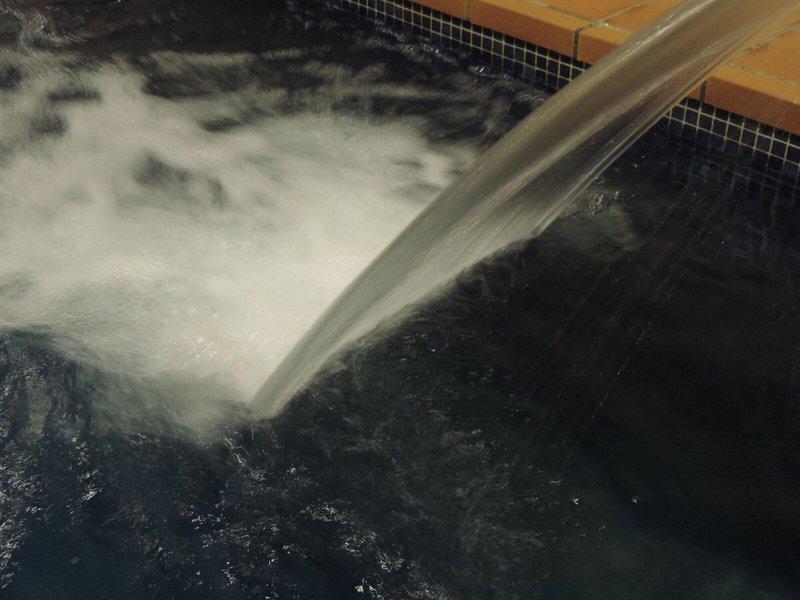 6F0E8FB4907A30257740FD49C85B8103