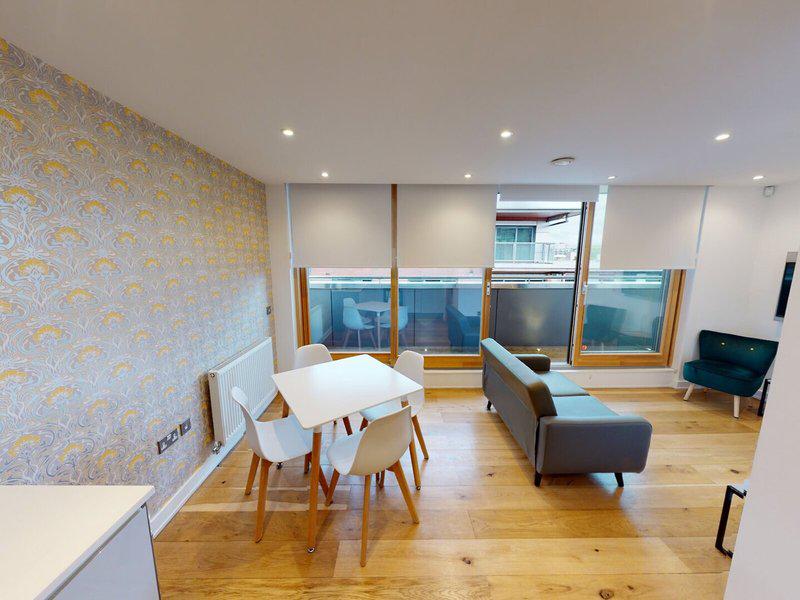 F7FA0DD47817F1577B8DD25879A6F811