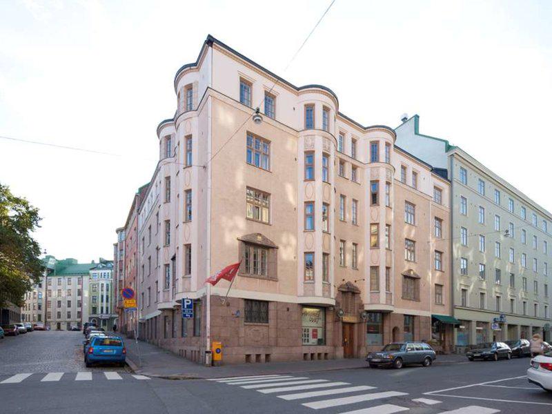 20D65D4D0E3FBF2FD729DFEEFCC000A4