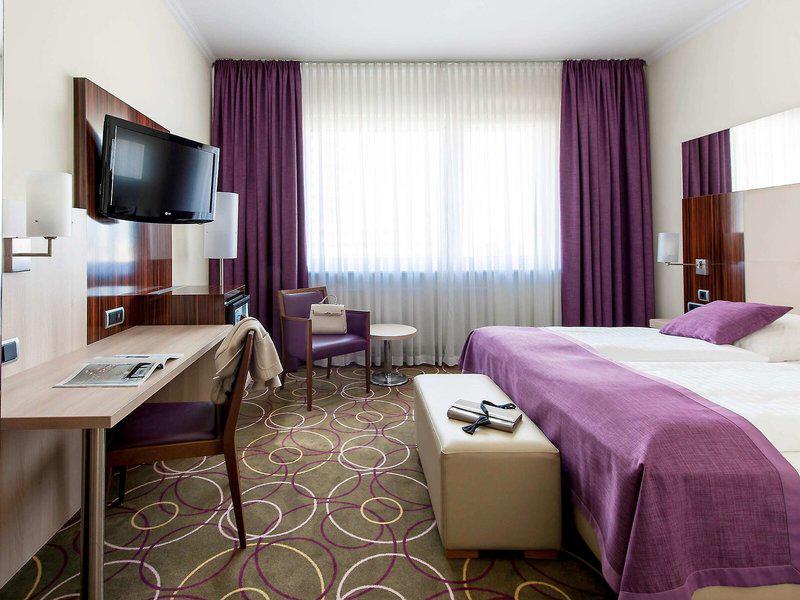 445AD78D3D6A36DA2280E3BC600017D5