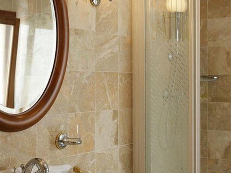 E34CB5C5E7932B6A71D37444C3551676