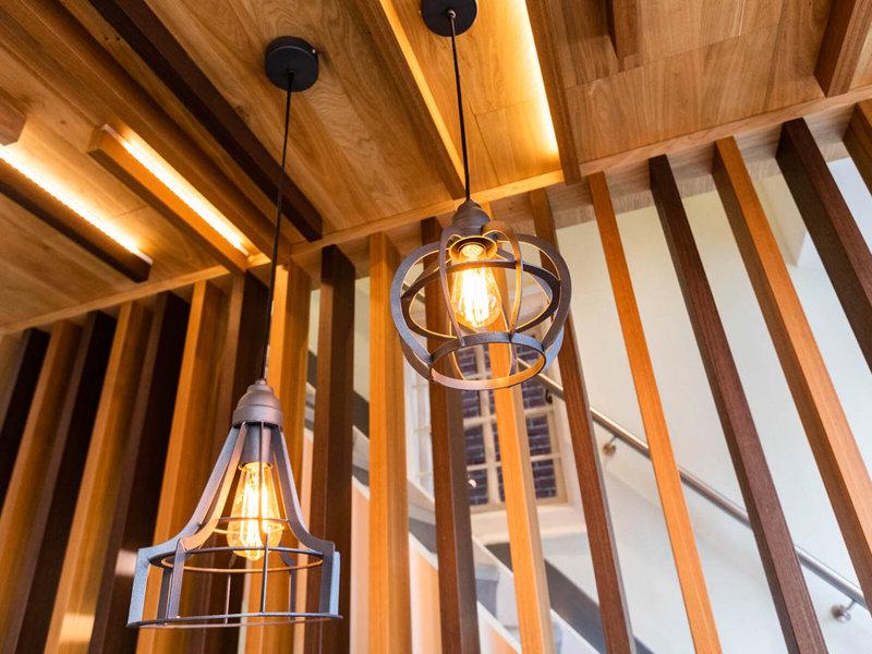 36698F5A1A1F351B04B5591F1569AD51