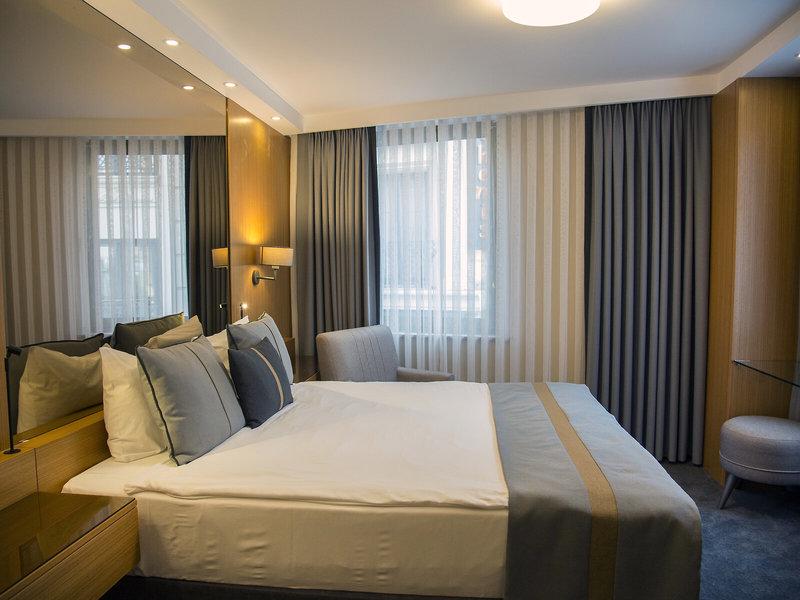 4A7E425E4DCDDFEDC90ECAA43C2CE993