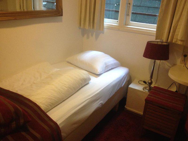 8A74458D320AC0B24C90C86CE4EB17EA