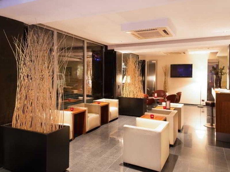 B89681EE4E12208B8F1C1BEF741947B4