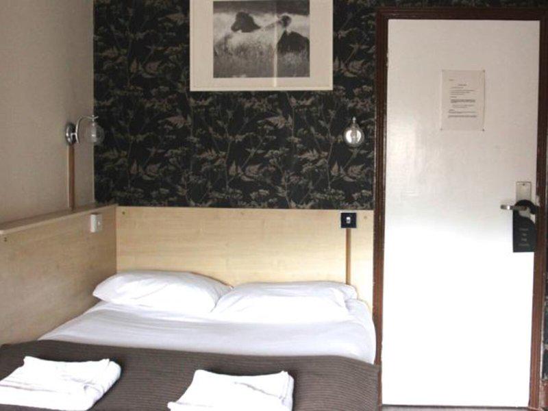 6608A04FD42361C4A0045B7BF53B46B0