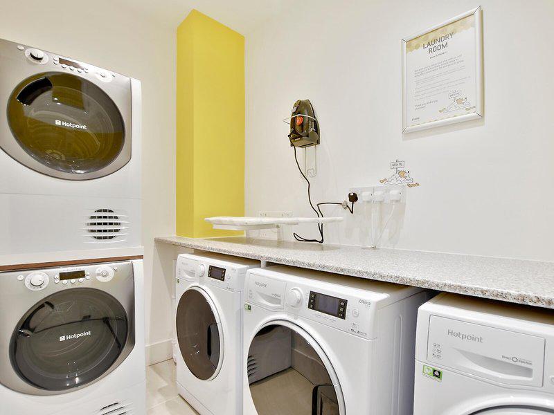 14E7EE9A9753FA9275276457E306D79E