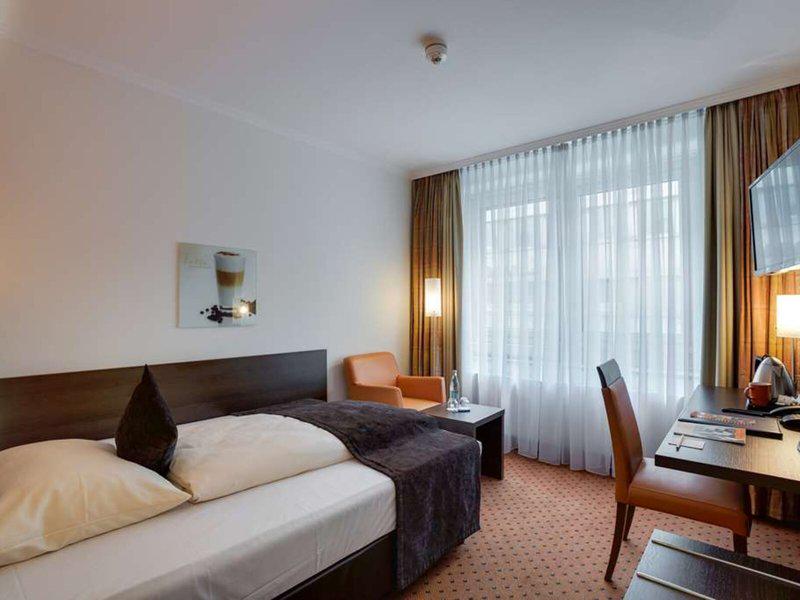 6CD6CFD4A6669429B9F235D854BE8732