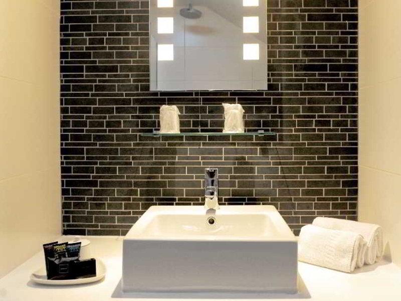 4EF66BCF4E13113D43BE8CB1C8E0B7D3