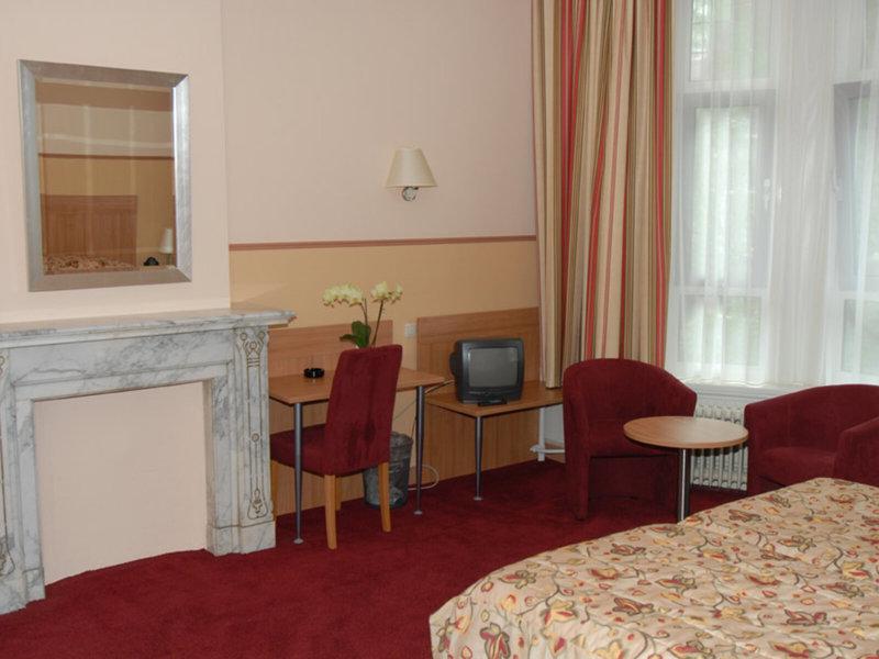 2E2A4B356CDD4381DBA695AE3349865D