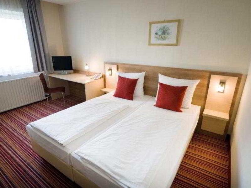 9E6917E5EC035C87DB8745E1068B70BF