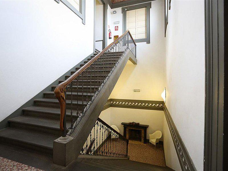 F58DF2F2611C417235FA9B1B6ABEC318