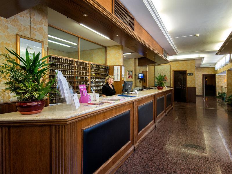 7A3A4F00BB0535906EA8BDDE179416E0