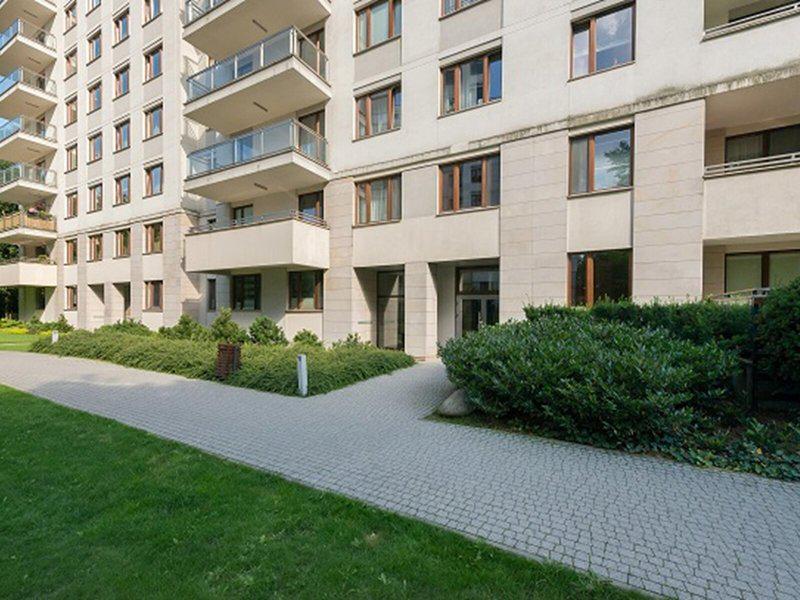 8E393F8DD6A74F209A4A53DE8F3F7C55