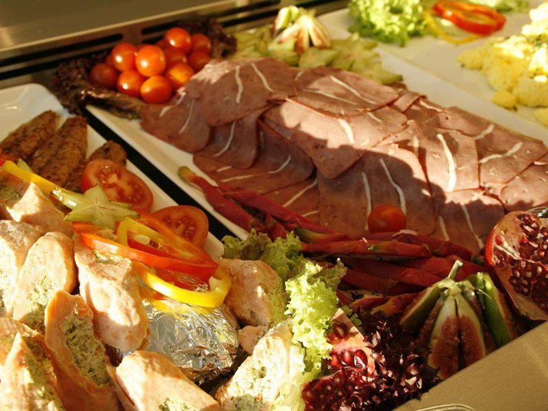 880A18A1B12EED89F93F6C10900EFFB4