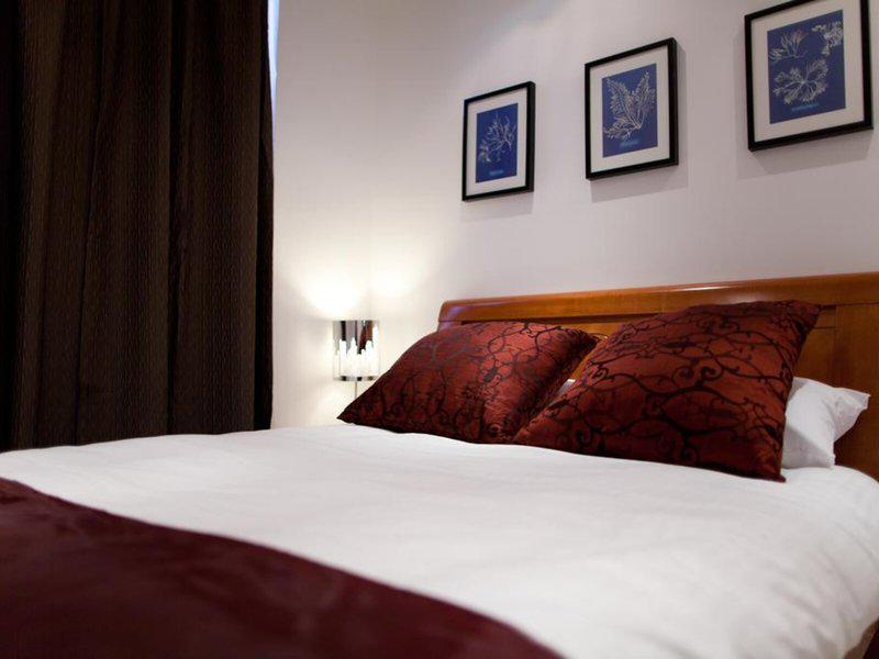 04C67234AD486CFDFE7CD9500DC8D71D