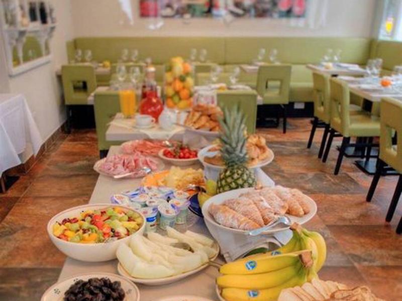 91EEF700A1248B9AA9492F67E593C29D