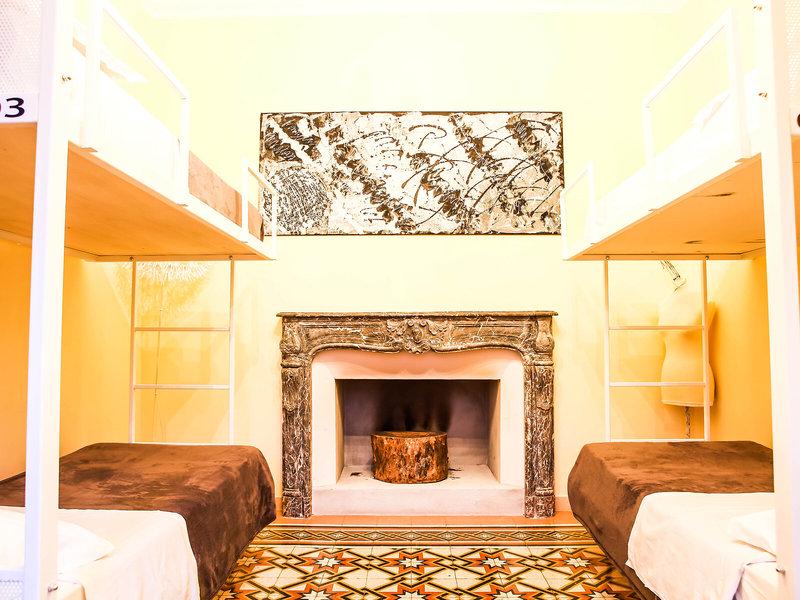 7F50A189E43E65D590477F59FE1BCE2A