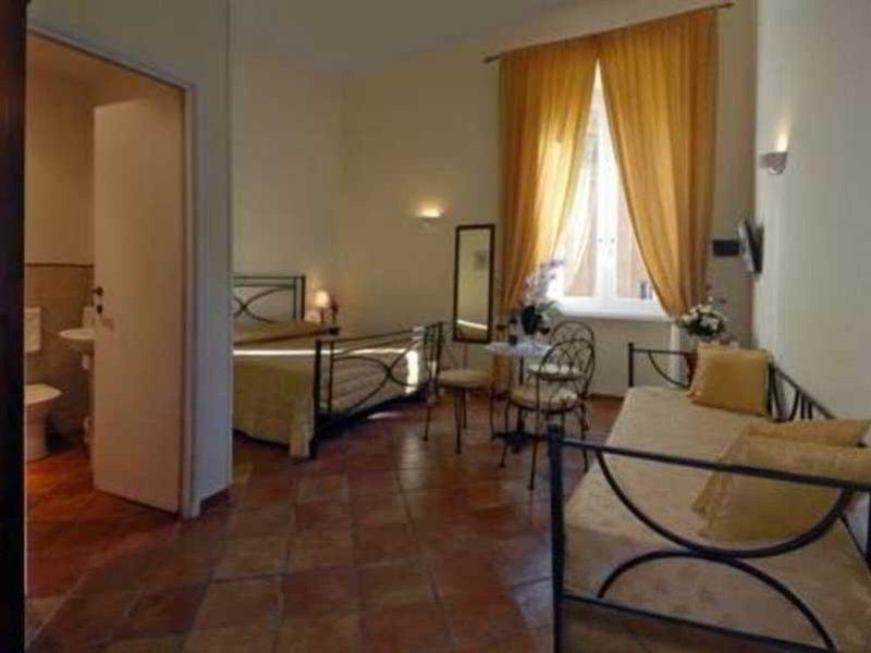 EAE69DF04DFA0483B5ADA26BAF34BB56