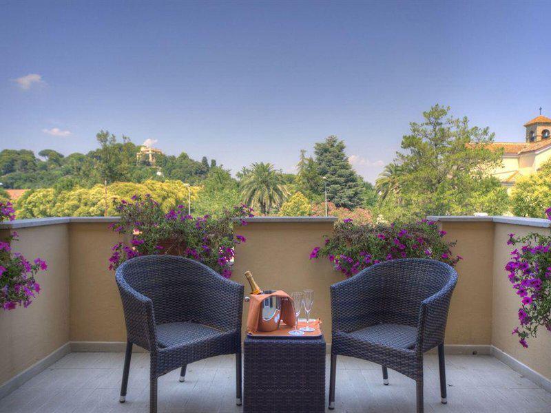 815A60EC52D829E0FA3C44EB0F87E379