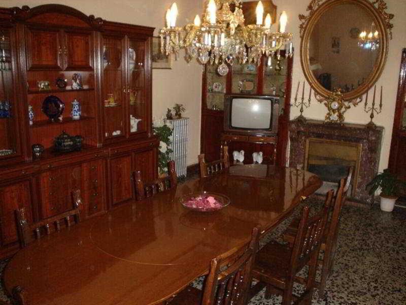 84190F2A192BB0477F41B6155D8AF773