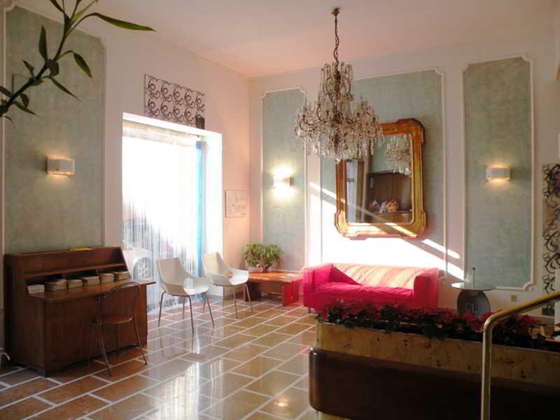 35C6BA610C46D5D3ADA57D3C52EDA9DD