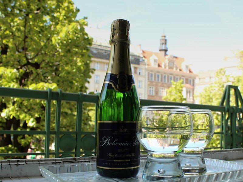 F6564207AF2BE31C61AFC343BE0283EB