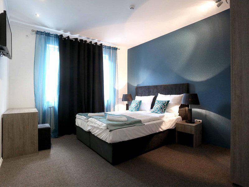 9881AFB312CEEECFFCC4E8FCE6B57F11