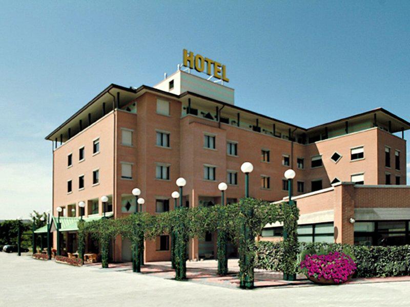 B3E57EDFC402C90208BF4997E9F894CA