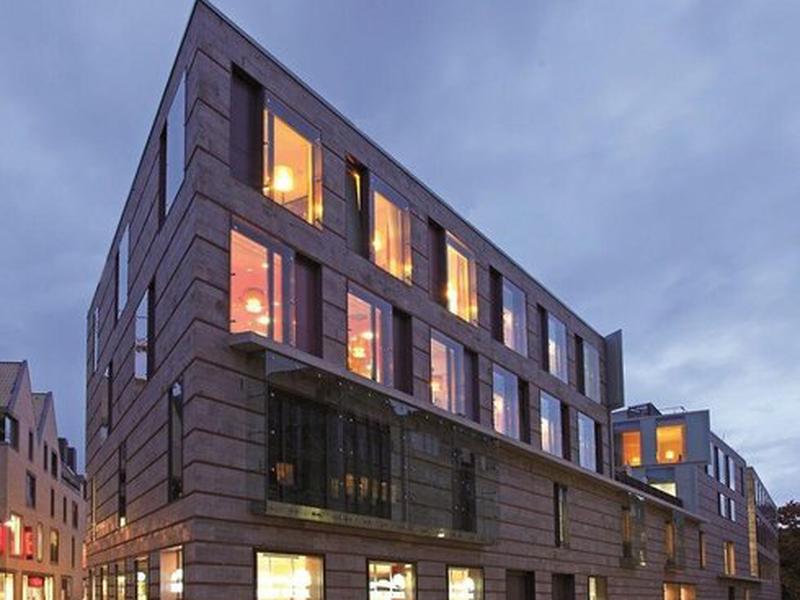 941D335E9CBF9D9BEB7A183C4CC928DB