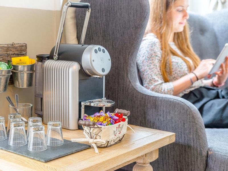 F056DC05EF6555F4AAED1A8510663D12