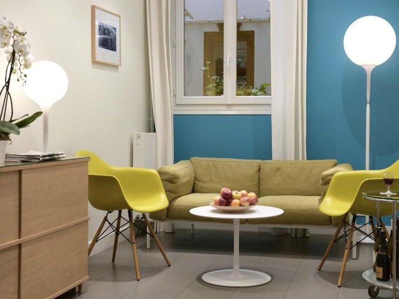 37042262AB867AC05279E6D9EAAE9FA3