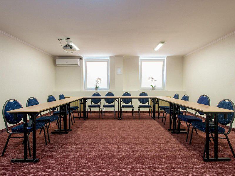 C695CB29B6780720DCA45E79EADBABE5