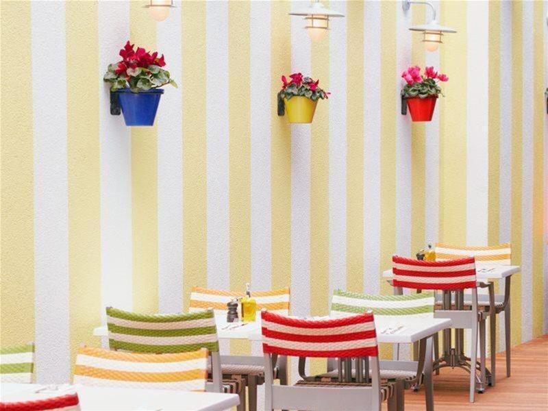 F777F379848814BCBD5D2B18F81B4E8B