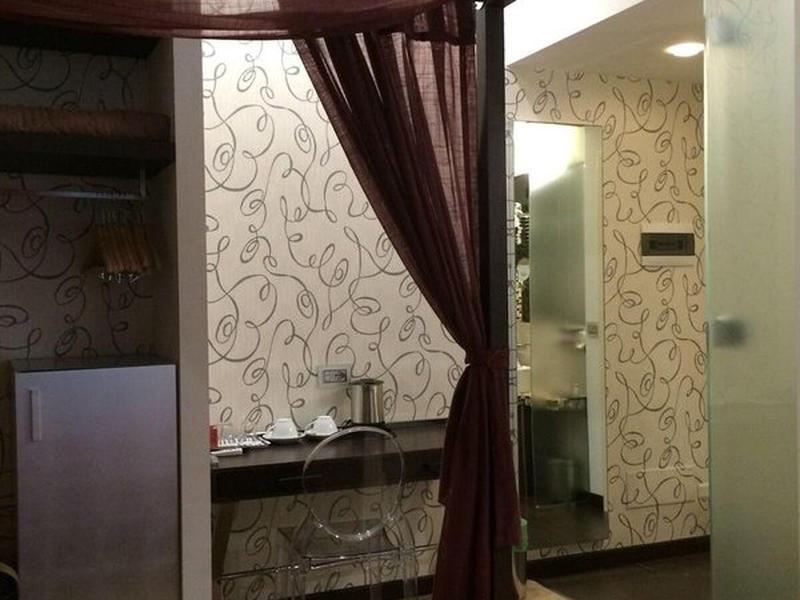 CC7ECEC59811A07850CFC4F16F0422DE