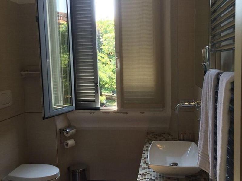 855022FDD8C0FA29DBF94CF59AF47535