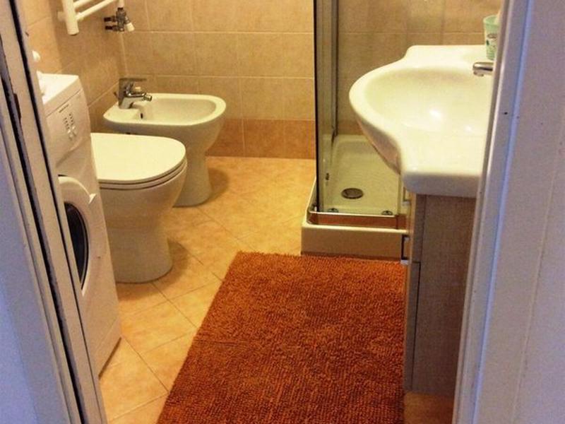 F0A290FDB957D0E34E971F2724B4FC32