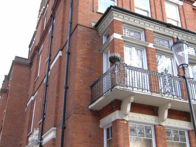 3D2143DD5B94A83F92F7E0414E9476D5