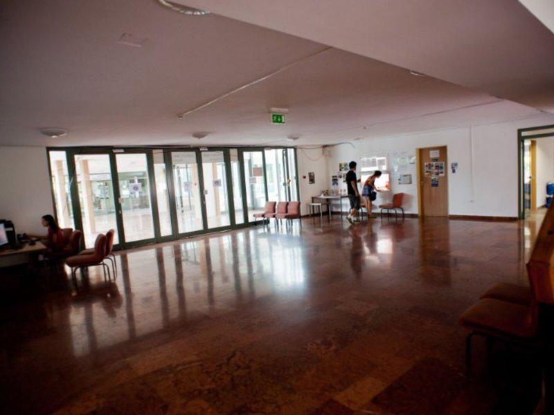 82A2BCCC17BADB6A8A85DBA8D987F292