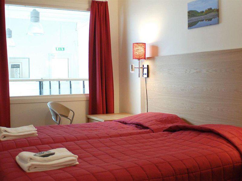 06747619BC6D6888E1F94390518C1FC4