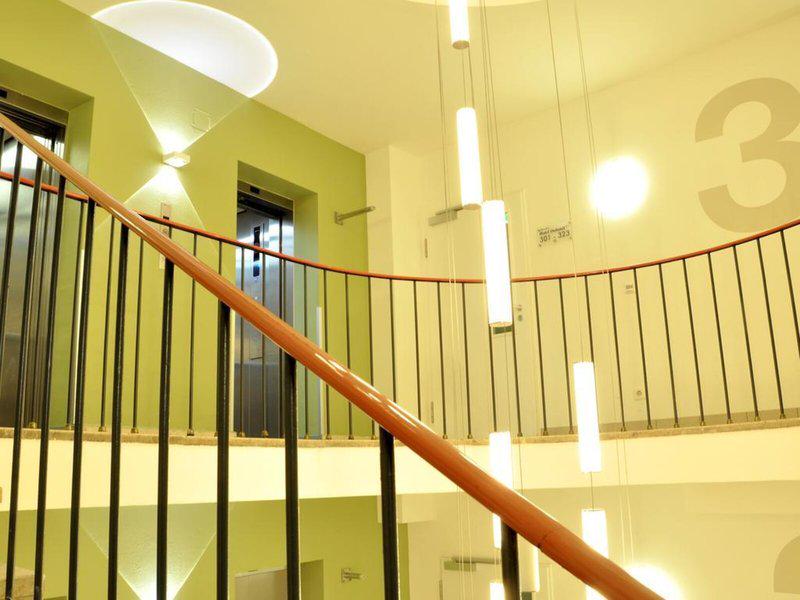 35C3587923E2842A1432E0EA06CB64B3