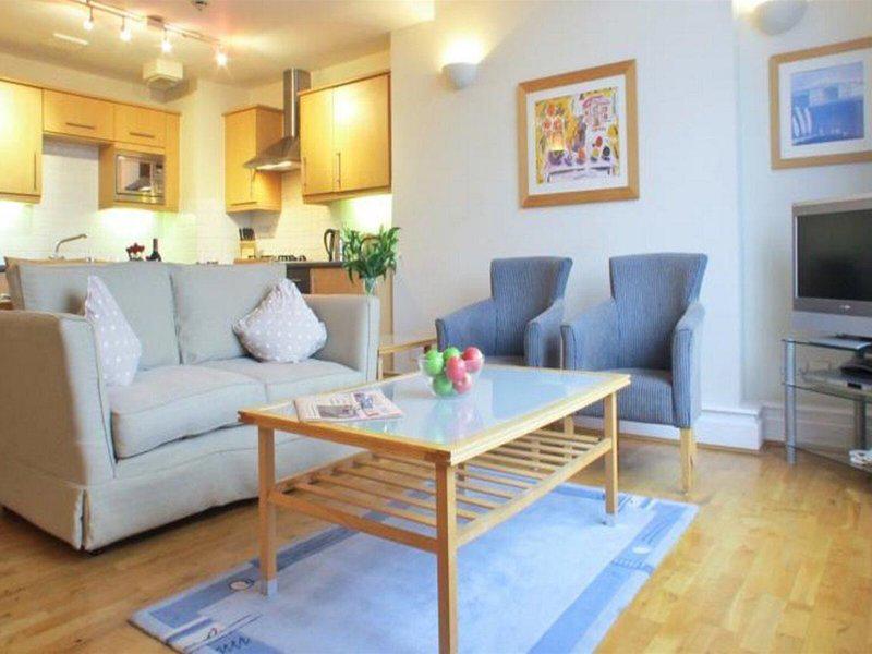 7CA0F87D882EF635284B64EB16E75ED9