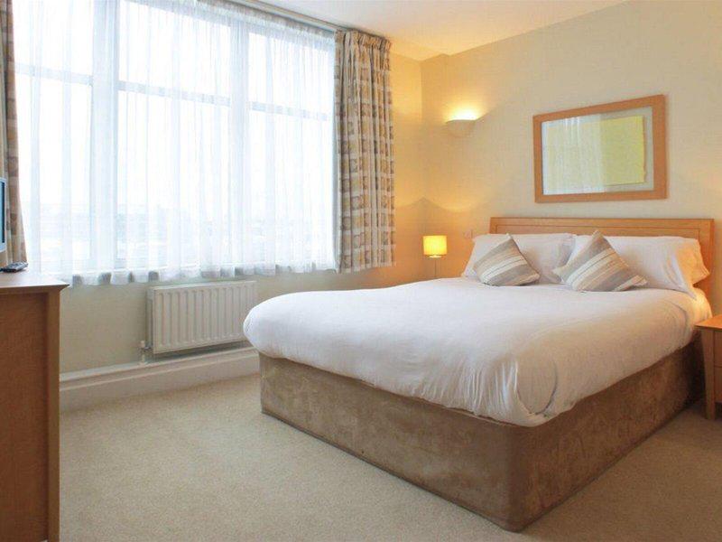 8E736432F9136531001D08E8BEF11979