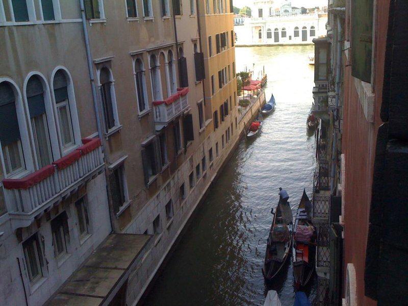 A0D8048C05562B66D3A7EEAC18CDE0C9