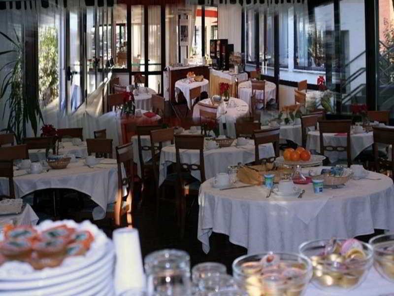 22B9CB6444CD99B96E51AF18841AC7E7